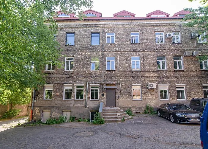 New&spacious Central Station